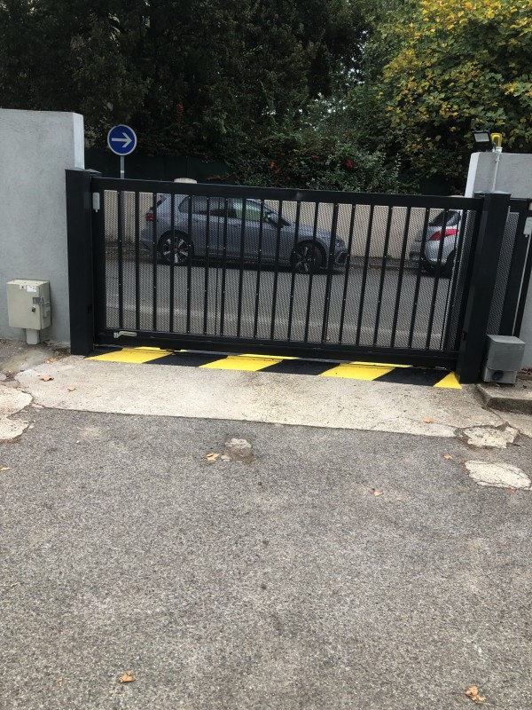  Remise en conformité d’une installation dans une copropriété à Marignane  